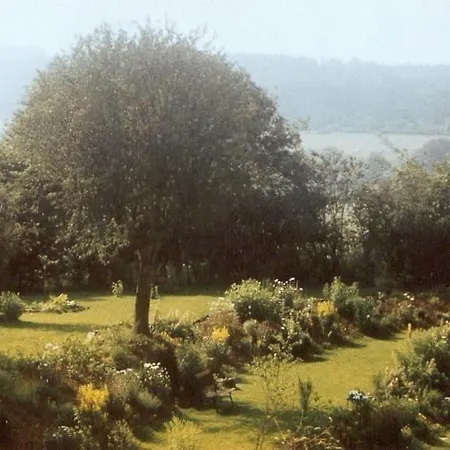 Le Clos De La Fontaine Bed & Breakfast