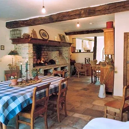 Le Clos De La Fontaine Frühstückspension