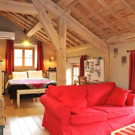 Le Clos De La Fontaine 4* Chéoux