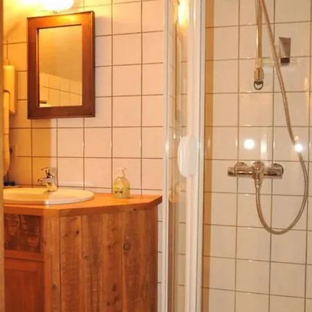 Le Clos De La Fontaine Bed & Breakfast 4*